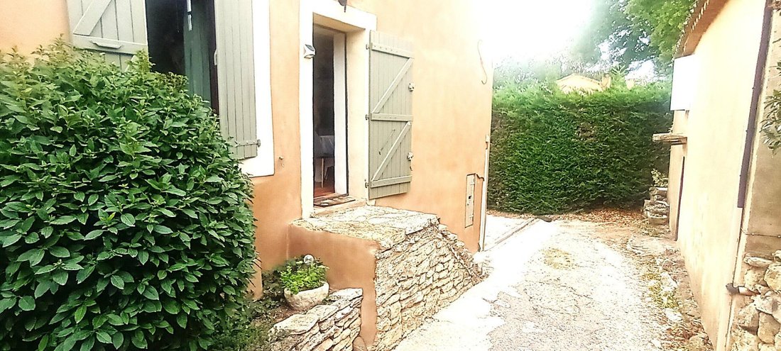 House in Goult, Provence-Alpes-Côte d'Azur, France 2 - 18455237