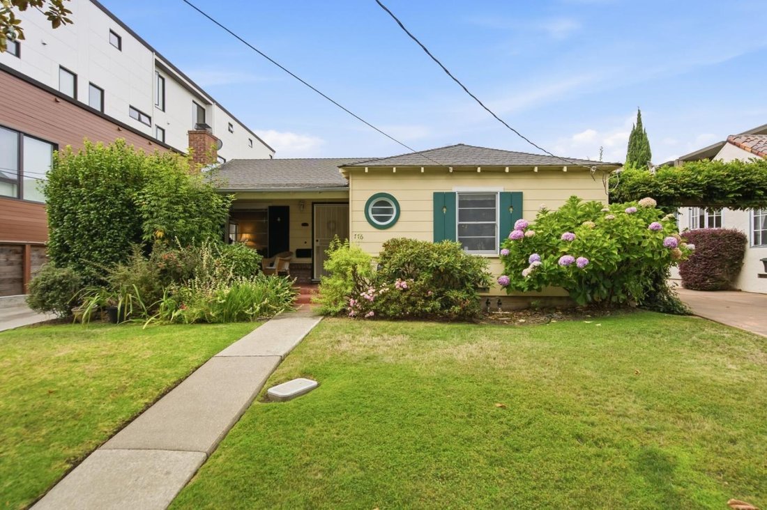 House in San Carlos, California, United States 1 - 18877836