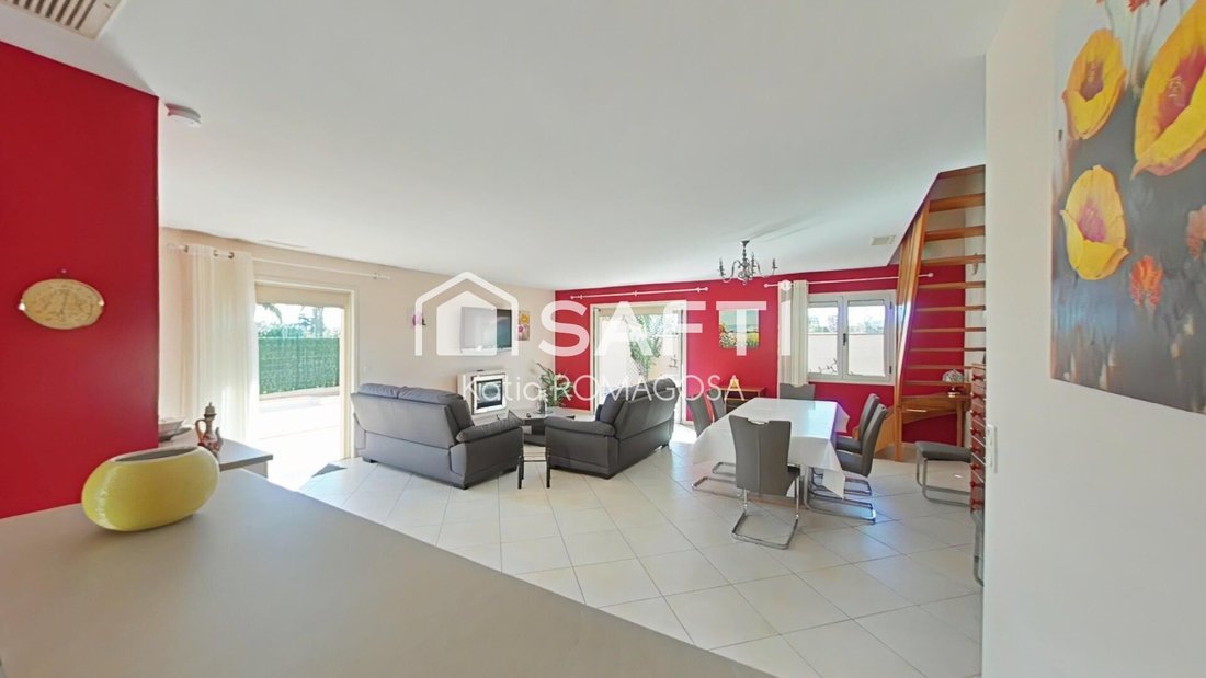 Casa en Saint-Cyprien, Occitania, Francia 3 - 16697999