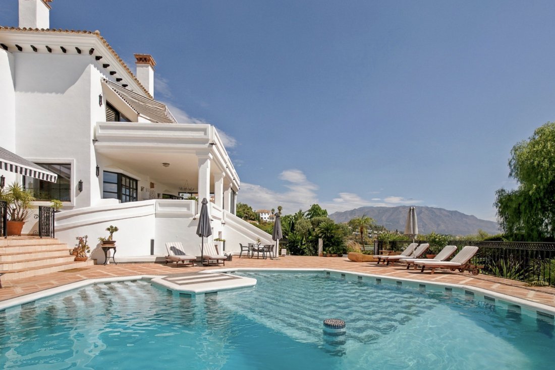 Villa a Benahavís, Andalusia, Spagna 2 - 18877806