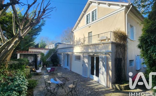 Casa en Le Parc, Saint-Maur-des-Fossés, Francia 1