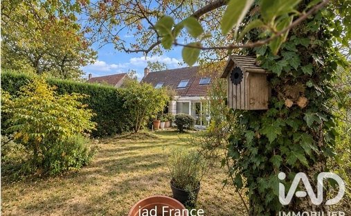 Casa en Montigny-le-Bretonneux, Isla de Francia, Francia 1