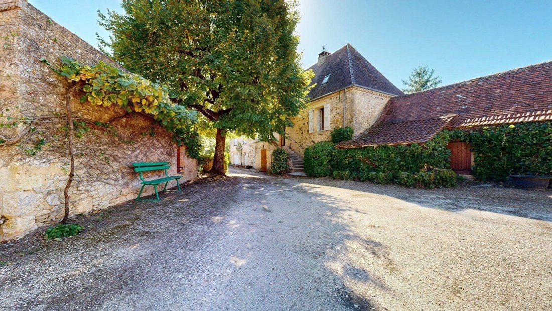 Haus in Arrondissement von Sarlat-la-Canéda, Neu-Aquitanien, Frankreich 2 - 18878526