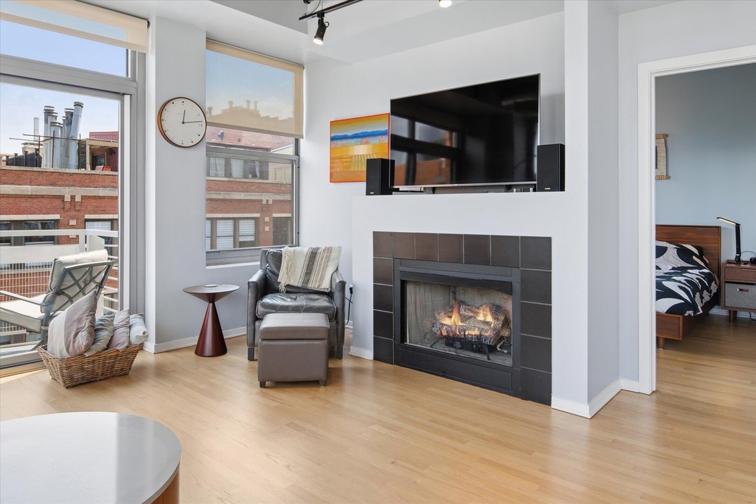 Condo in Chicago, Illinois, United States 5 - 18877748