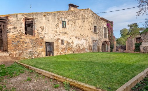 Casa a Mont-ras, Catalogna, Spagna 1
