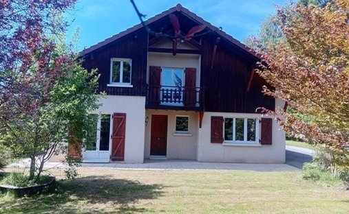 House in Le Barboux, Bourgogne – Franche-Comté, France 1