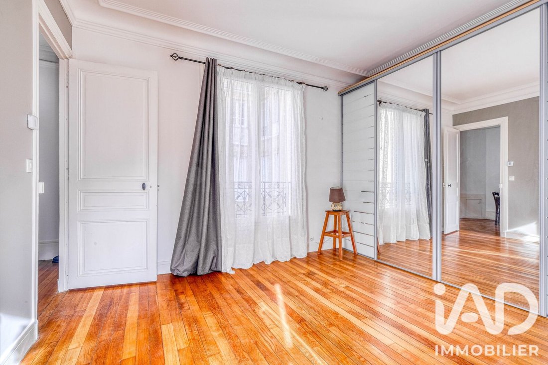 Appartamento a Batignolles-Cardinet, Paris 17e Arrondissement, Parigi 3 - 18880246