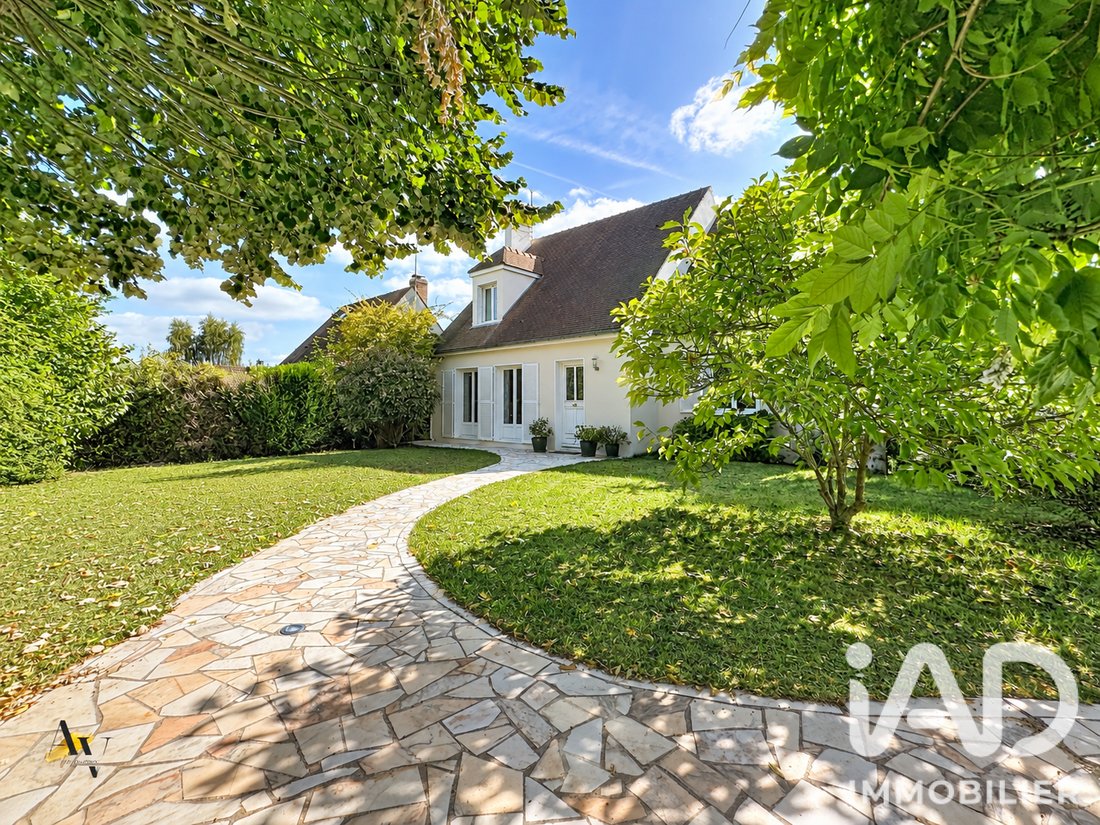 Casa en Orgeval, Isla de Francia, Francia 2 - 18880344