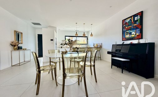Casa a Saint-Cyprien, Occitania, Francia 1