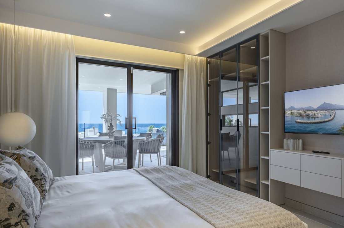 Apartment in Estepona, Andalusia, Spain 4 - 18877796