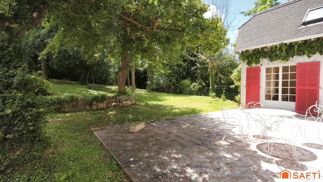 House in L'Étang-la-Ville, Ile-de-France, France 2 - 18828856