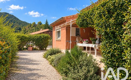Casa a Buis-les-Baronnies, Auvergne-Rodano-Alpi, Francia 1