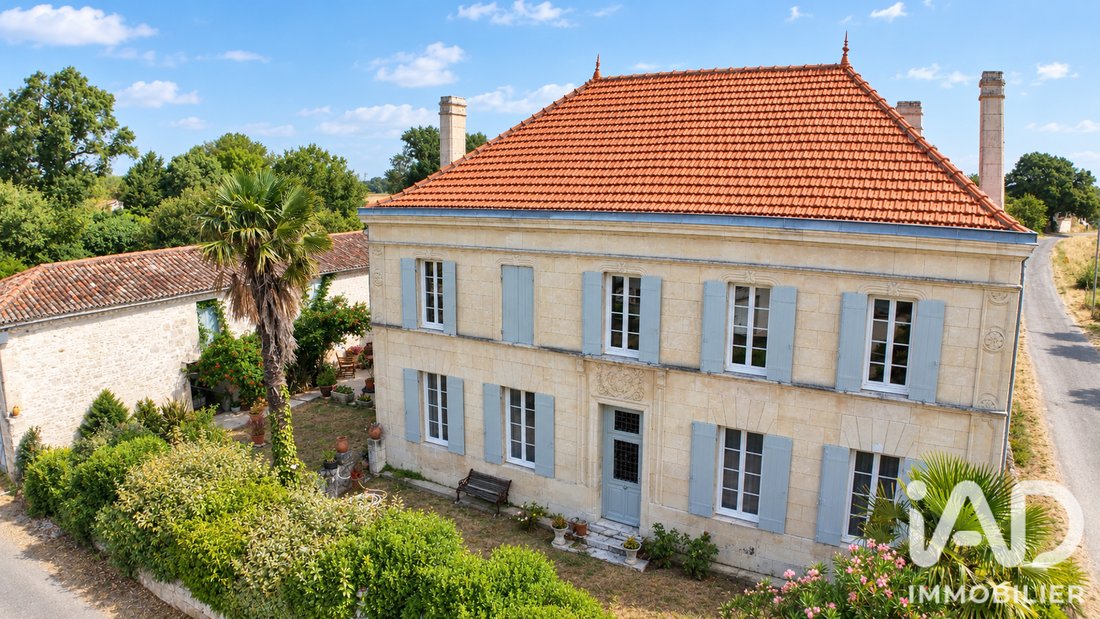 House in Corme-Ecluse, Nouvelle-Aquitaine, France 1 - 17545763