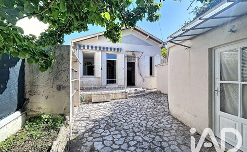 House in Dolce Farniente, Le Cannet, France 1