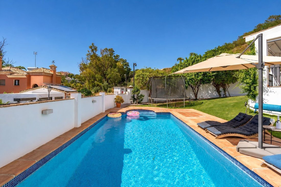 Villa a Nueva Andalucía, Marbella, Spagna 3 - 18877812