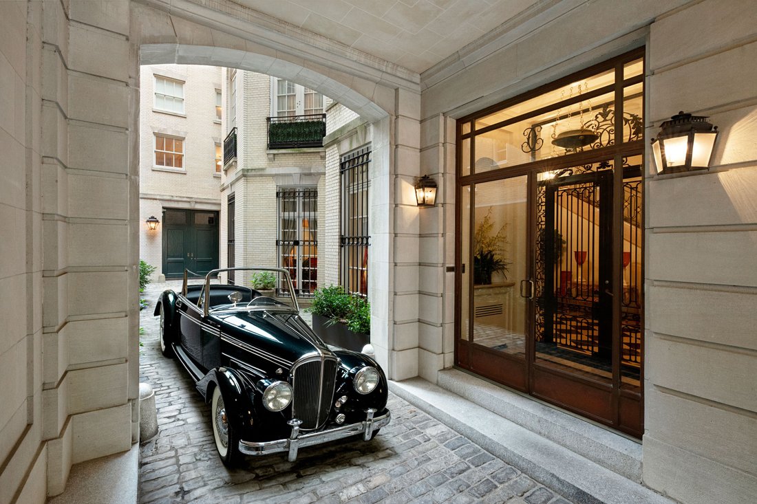 Townhouse in New York, New York, United States 2 - 18877856