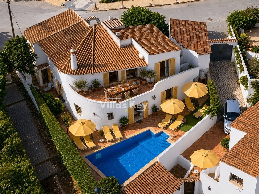 House in Faro (Se e Sao Pedro), Algarve, Portugal 1 - 18877894