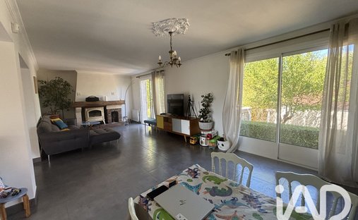 Casa en Le Plessis-Trévise, Isla de Francia, Francia 1
