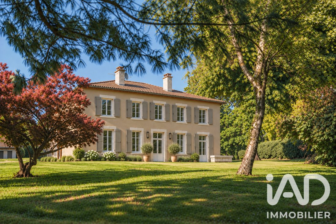 Maison à Champagnier, Auvergne-Rhône-Alpes, France 1 - 18246408