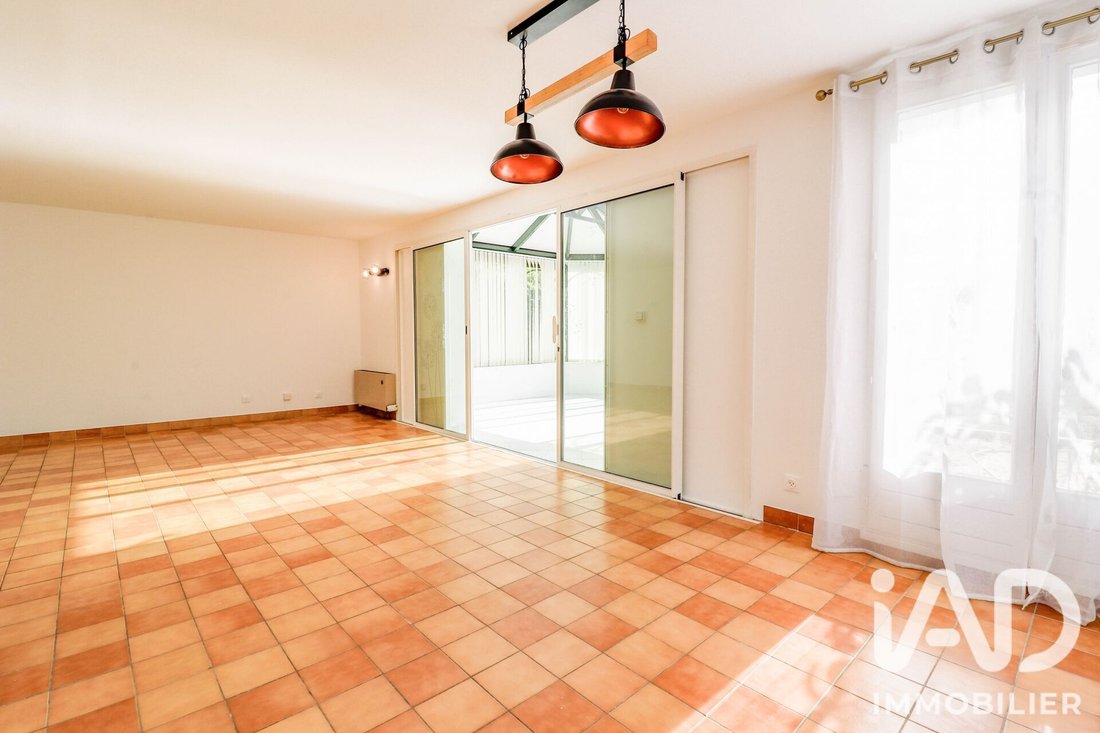 House in Chateaufort, Ile-de-France, France 4 - 18880006