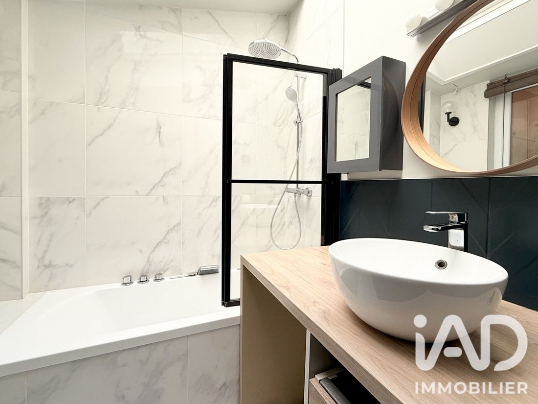 Apartamento en Violet Commerce, Paris 15e Arrondissement, París 5 - 18880033