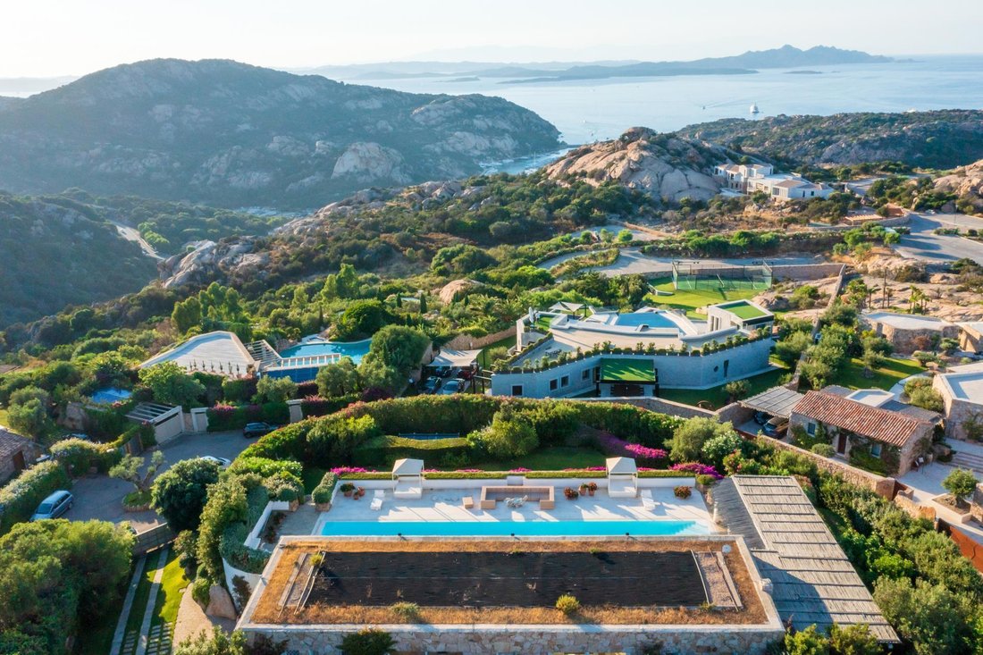 Villa in Marina di Porto Cervo, Porto Cervo, Italy 2 - 18877805