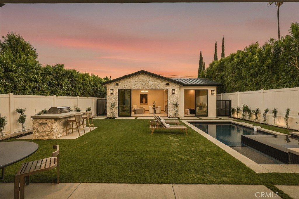 House in Los Angeles, California, United States 5 - 18877920