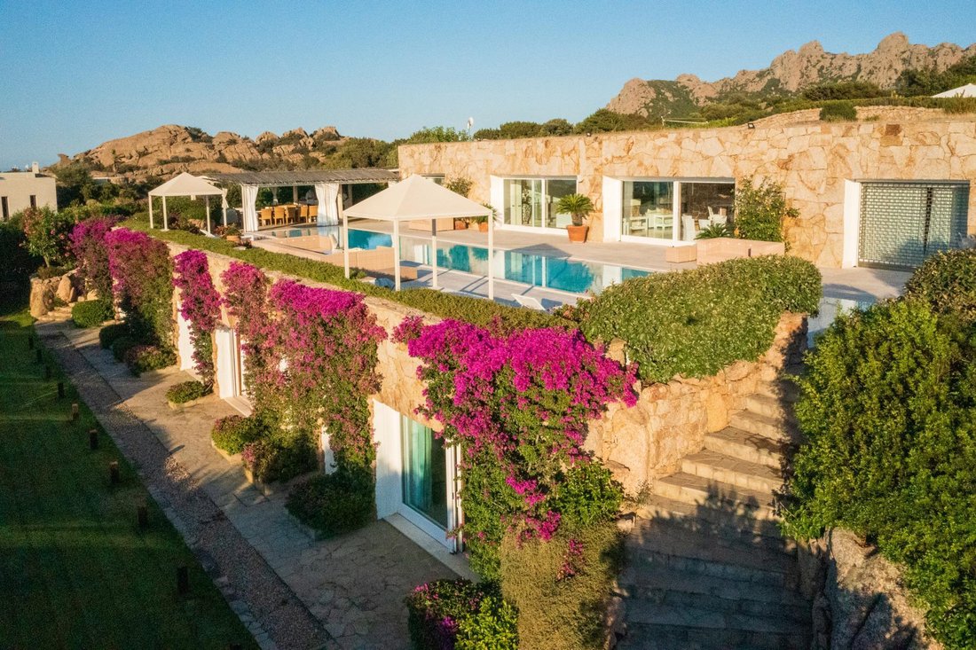 Villa in Marina di Porto Cervo, Porto Cervo, Italy 1 - 18877805