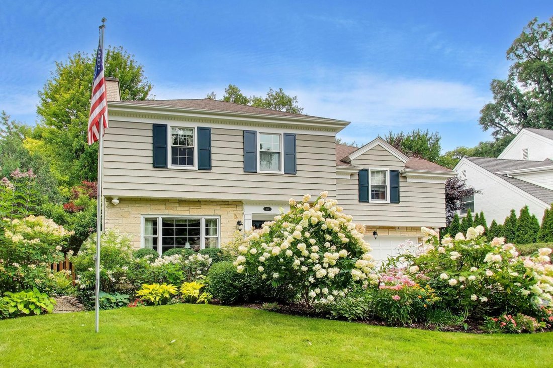 House in Wilmette, Illinois, United States 2 - 18877728