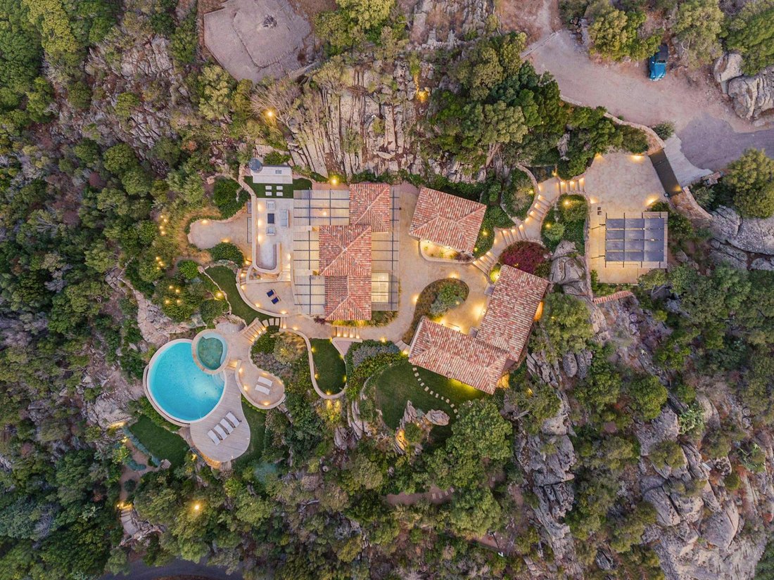 Villa in Rudalza, Olbia, Italy 2 - 18877795