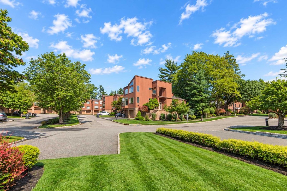 Townhouse in Englewood, New Jersey, United States 5 - 18877661