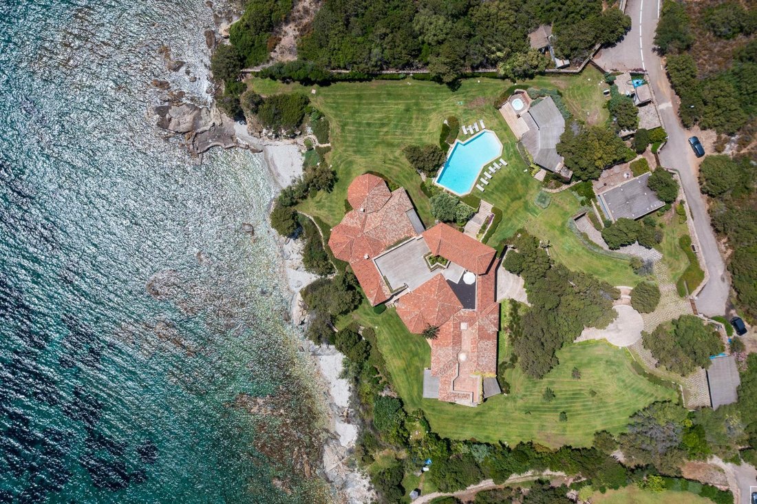 Villa à Porto Rotondo, Olbia, Sardaigne 3 - 18877817