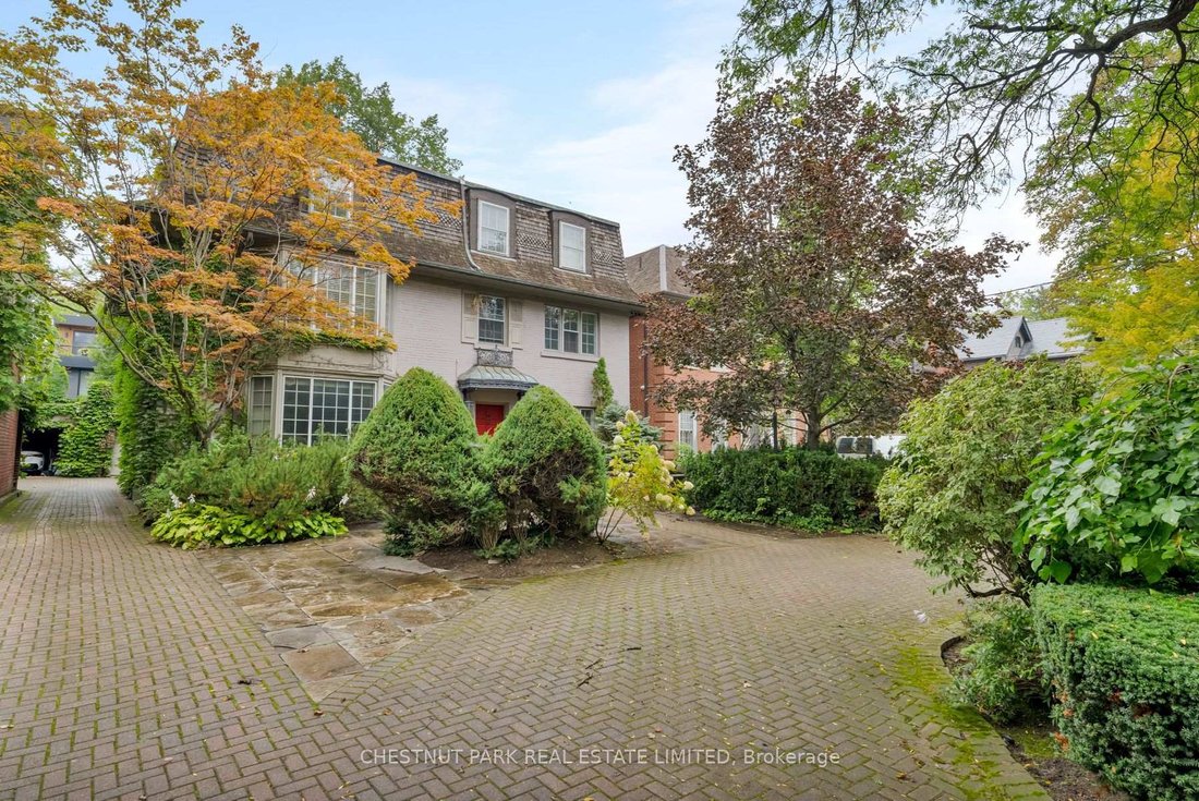 House in Toronto, Ontario, Canada 3 - 18877837