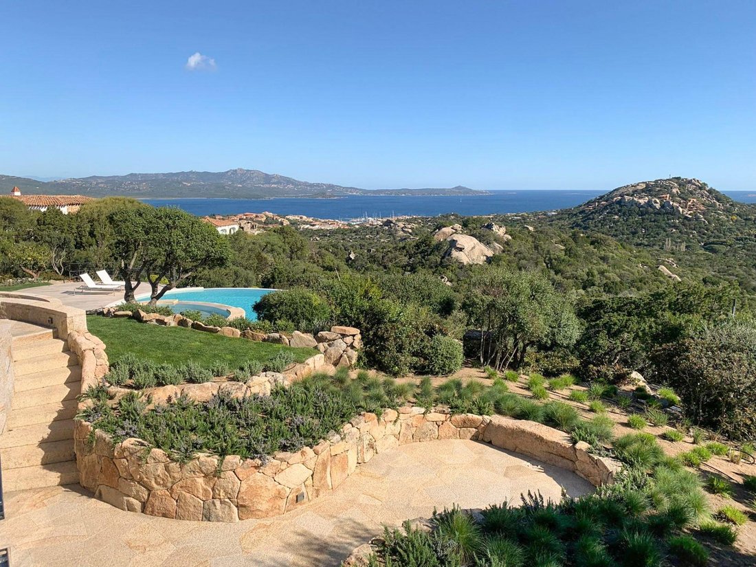 Villa in Rudalza, Olbia, Italy 3 - 18877795