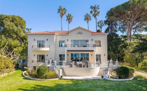 House in Antibes, Provence-Alpes-Côte d'Azur, France 1