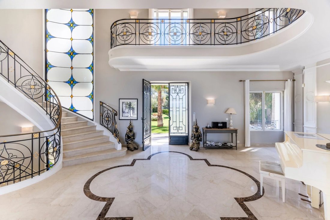 Haus in Antibes, Provence-Alpes-Côte d'Azur, Frankreich 4 - 14240439