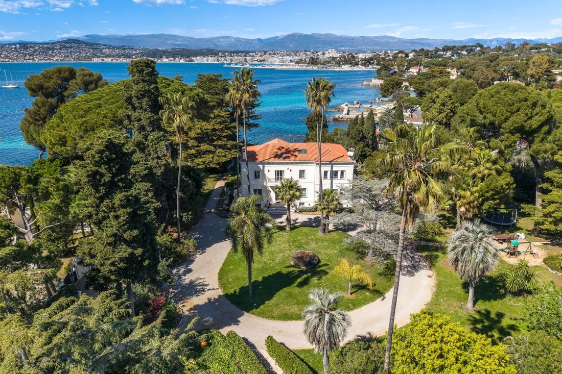 Haus in Antibes, Provence-Alpes-Côte d'Azur, Frankreich 2 - 14240439