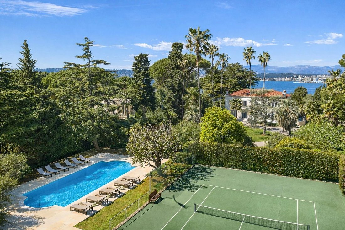 Haus in Antibes, Provence-Alpes-Côte d'Azur, Frankreich 3 - 14240439