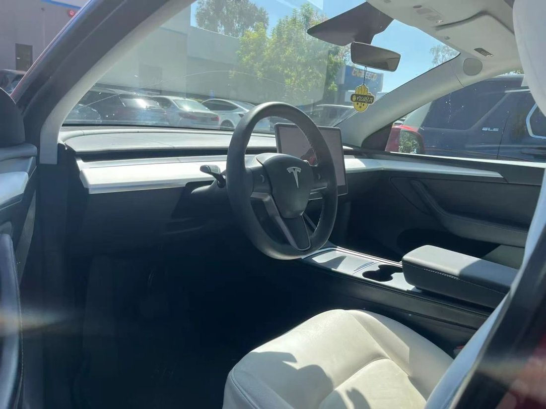 Suv in Costa Mesa, CA, United States 3 - 18878122