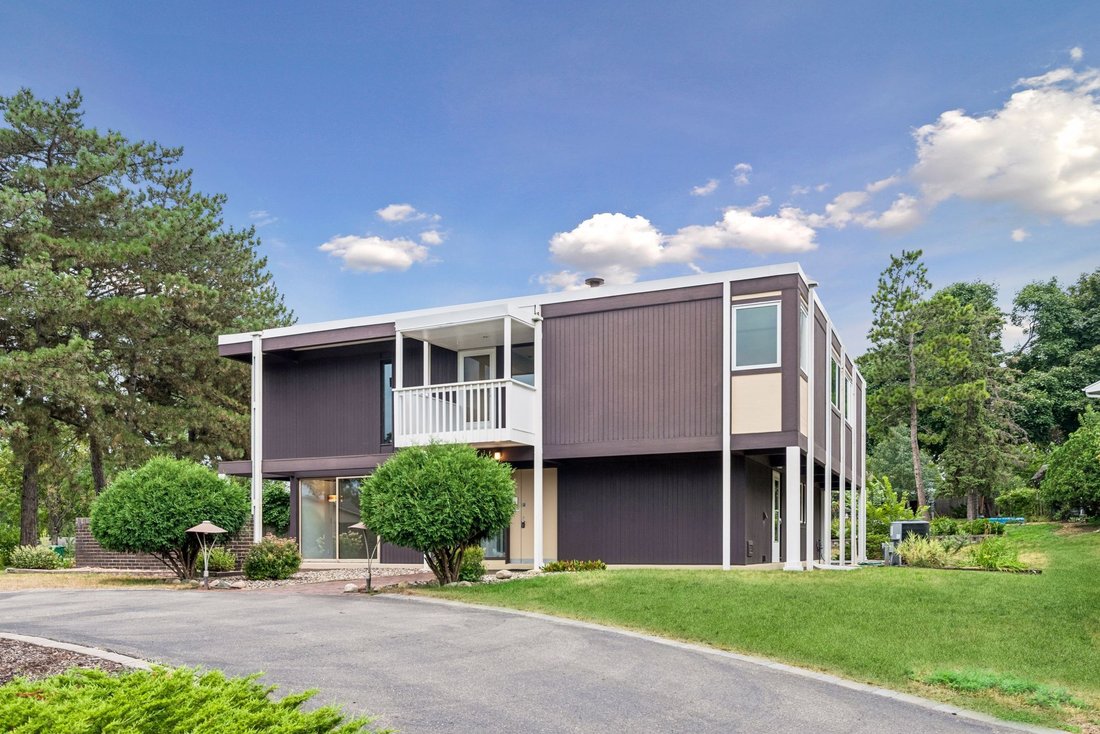 House in Golden Valley, Minnesota, United States 2 - 18878252