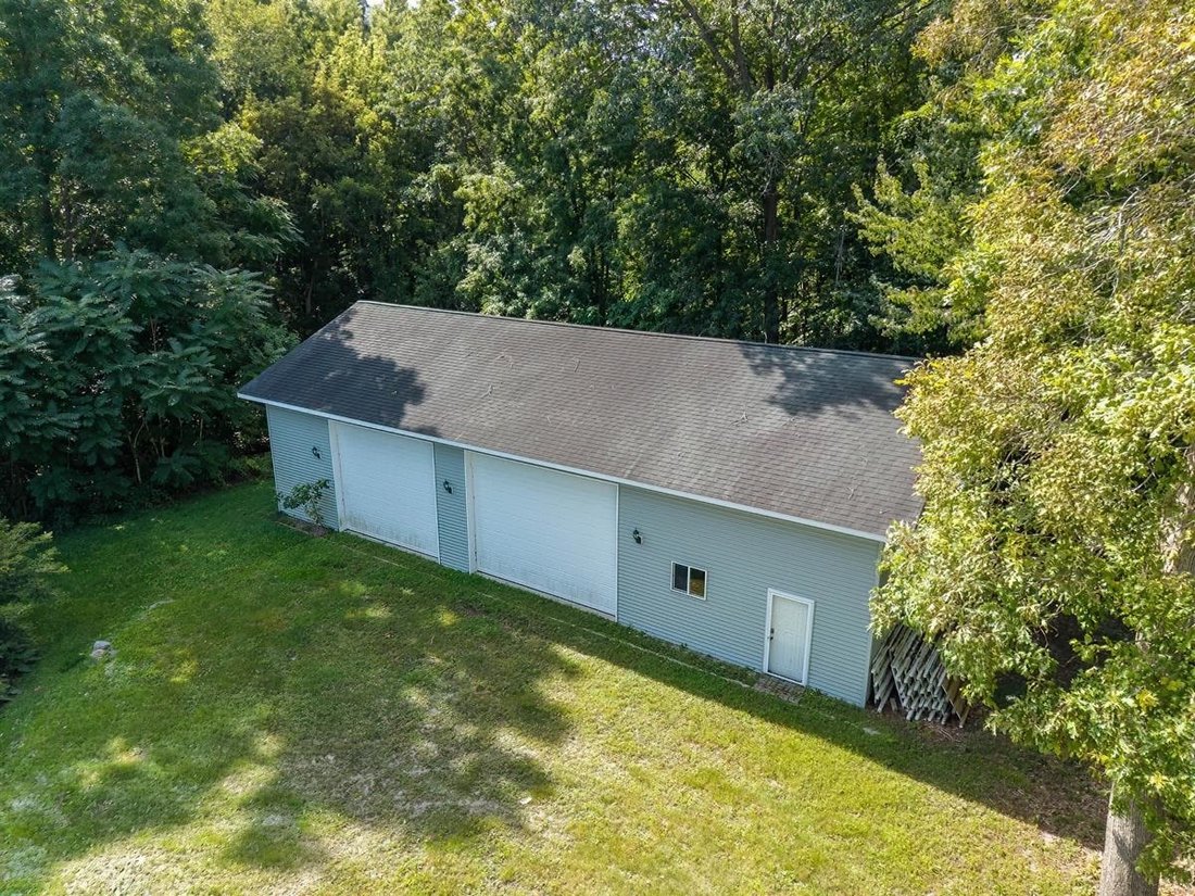 House in Angola, Indiana, United States 4 - 18878177