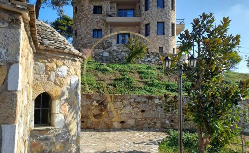 Casa in Oropos, Attica, Grecia 1