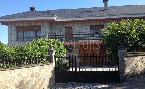 Chalet in Urkabustaiz, Autonome Gemeinschaft Baskenland, Spanien 1