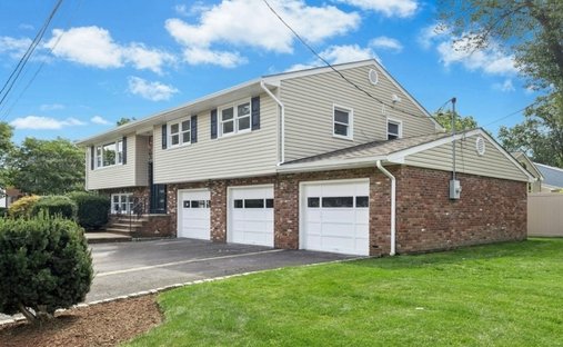 House in Cranford, New Jersey, United States 1