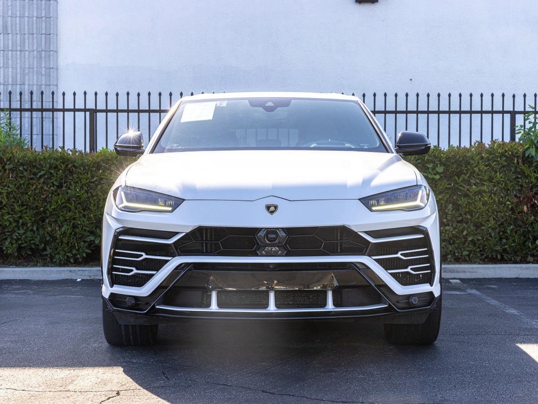 Suv in Azusa, CA, United States 2 - 18745442