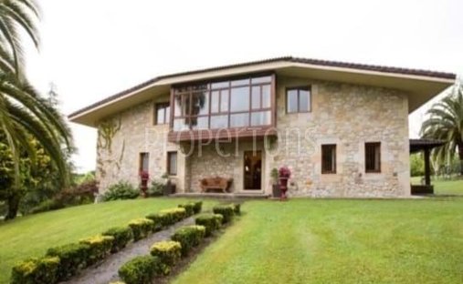 Stadthaus in Loiu, Autonome Gemeinschaft Baskenland, Spanien 1