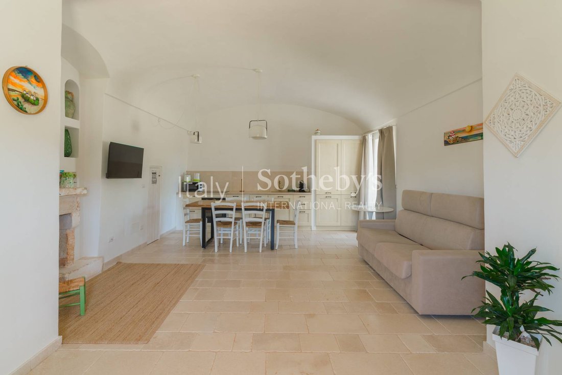 Casa en Ostuni, Apulia, Italia 5 - 18878245