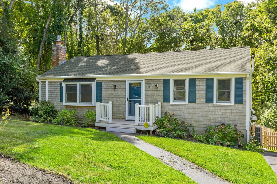 Casa a Mashpee, Massachusetts, Stati Uniti 1 - 18878291