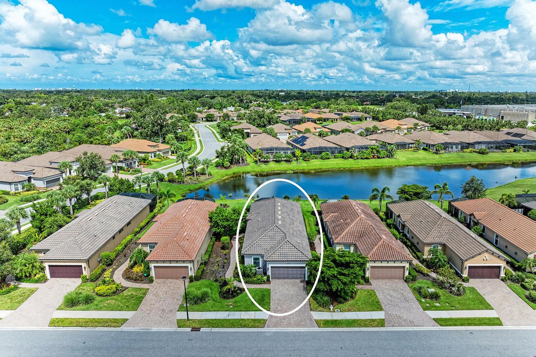 Sarasota, Florida, United States 3 - 18878289