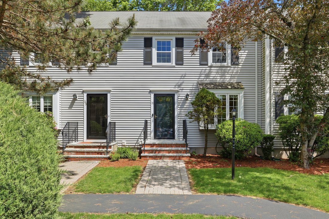 Condo in Waltham, Massachusetts, United States 1 - 18878288